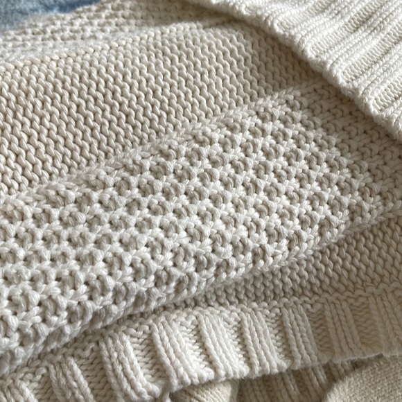 Ann Taylor Sweater Size Small - Picture 8 of 8